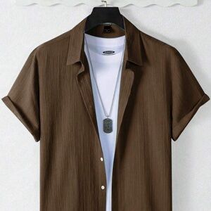 Manfinity Men's Solid Color Single-Breasted Casual/Business Short Sleeve Shirt